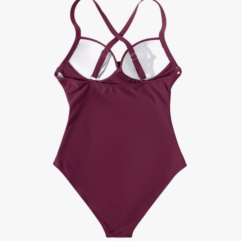 Suuksess Slimming Retro Cut out One Piece Swimsuit in Wine - Picture 5 of 13